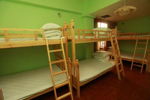 Posada Zhengfu Caotang Decent Hostel