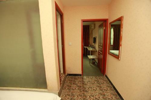 Posada Zhengfu Caotang Decent Hostel
