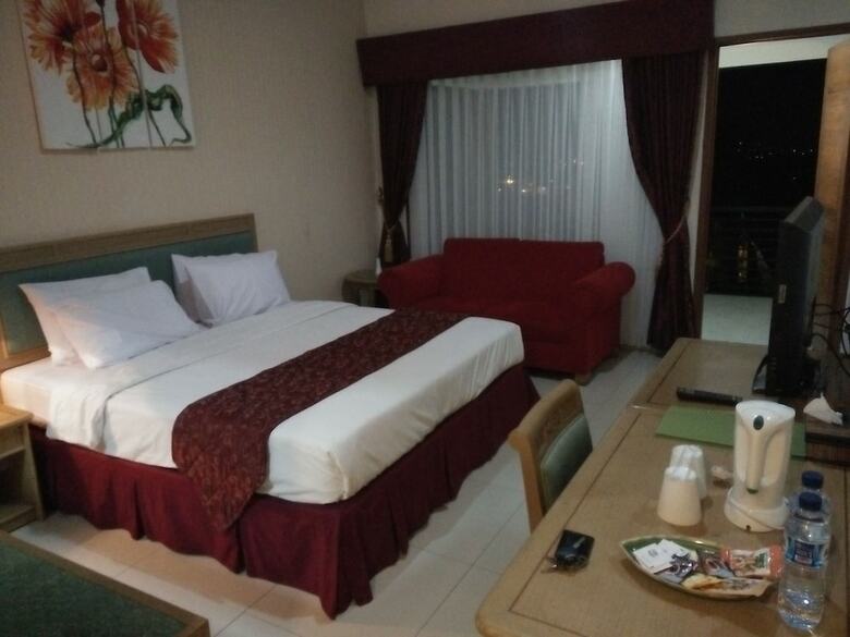 Hotel Bukit Alamanda Resort & Resto