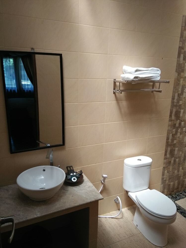 Hotel Bukit Alamanda Resort & Resto