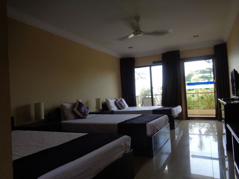 Hotel Tranquility Bungalows Bar & Restaurant
