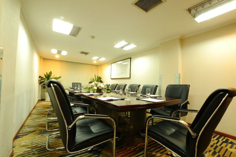 Chengdu Taiji Business Hotel