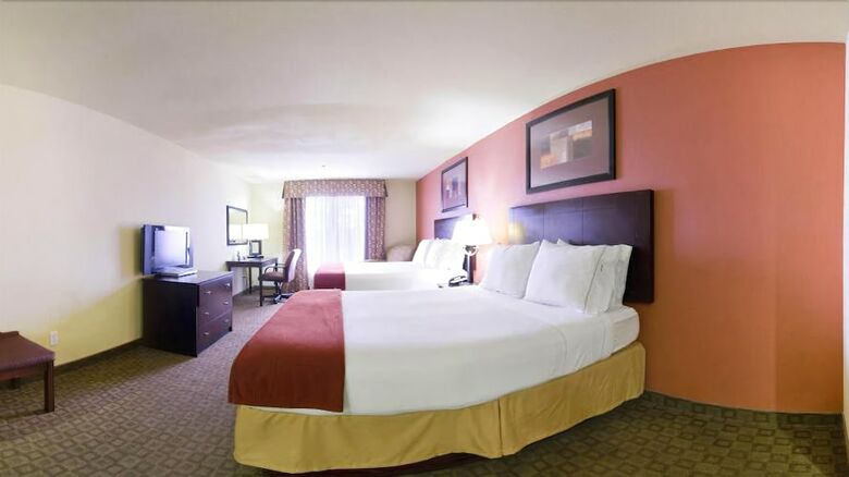 Hotel Holiday Inn Express & Suites Alexandria