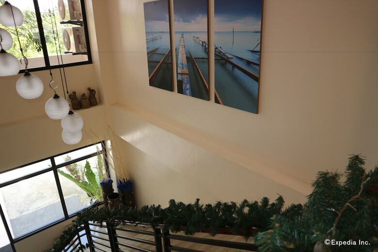 Hotel La Trinidad Pension House