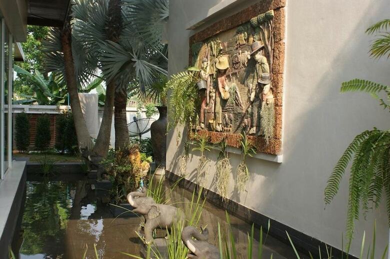 Hotel Sumali Villa