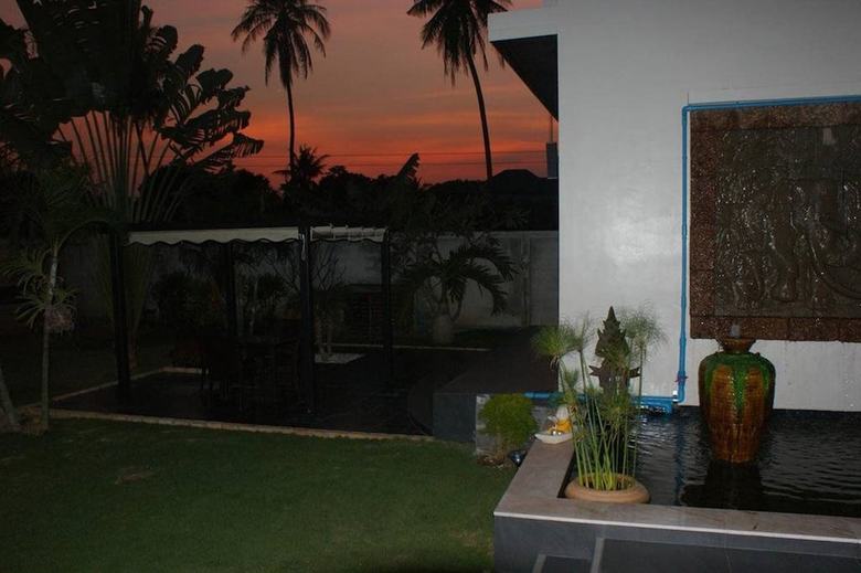 Hotel Sumali Villa