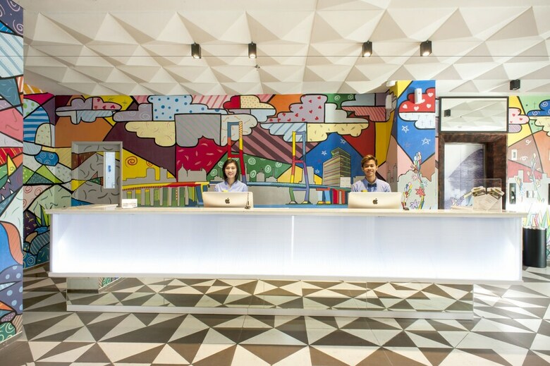 Hotel Maxonehotels At Dharmahusada - Surabaya