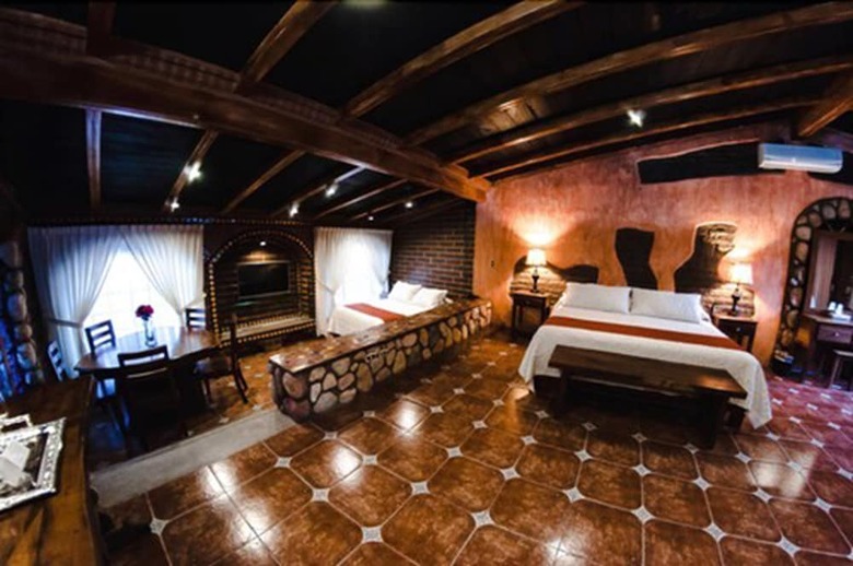 Hotel Estancia Villa Real
