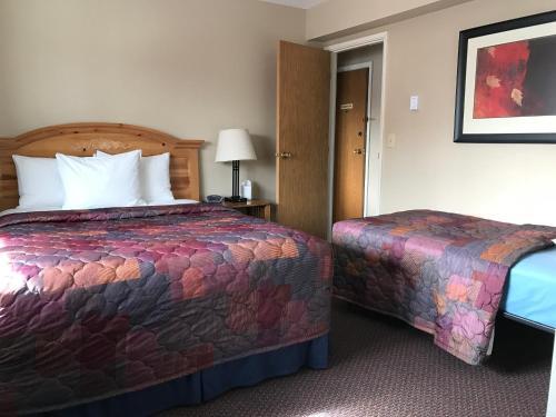 Motel Lakeshore Inn & Suites