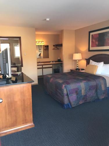 Motel Lakeshore Inn & Suites
