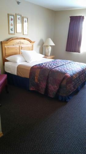 Motel Lakeshore Inn & Suites