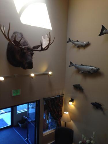 Motel Lakeshore Inn & Suites
