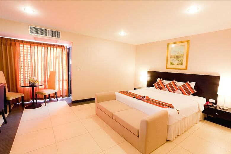 Hotel The Residence Airport & Spa