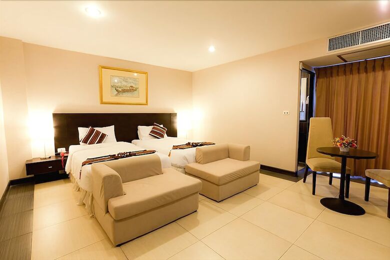 Hotel The Residence Airport & Spa