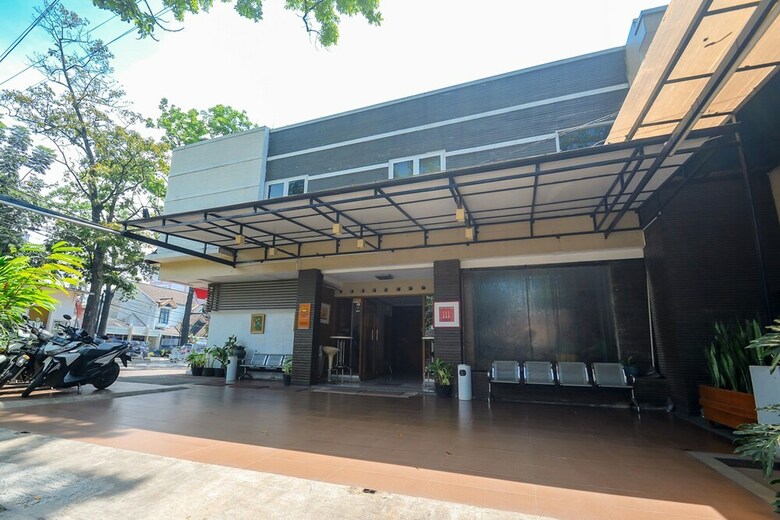 Hotel Airy Lengkong Buah Batu 81 Bandung