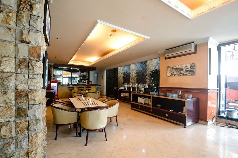 Hotel Airy Batununggal Soekarno Hatta 452a Bandung