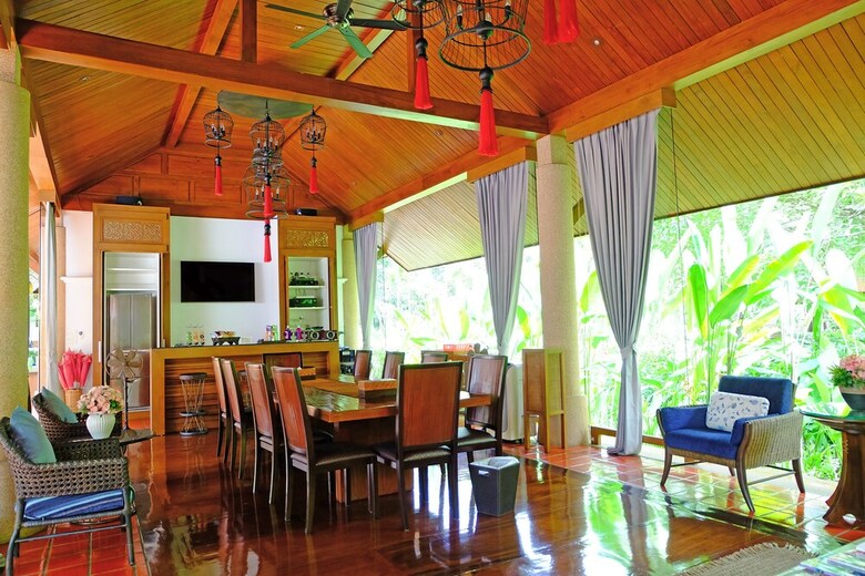 Khum Nakorn Villa