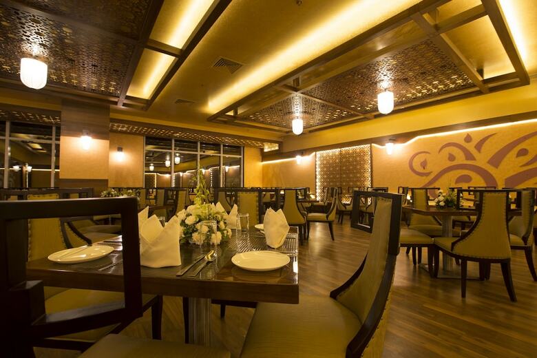 Hotel Eskay Resorts