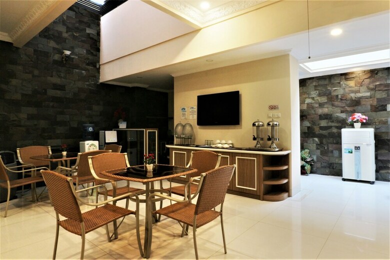 Hotel Alivio Suites Kuningan