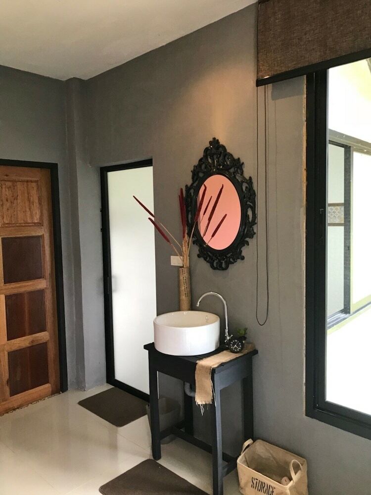 Hotel Mok Far Mont Ngo Resort