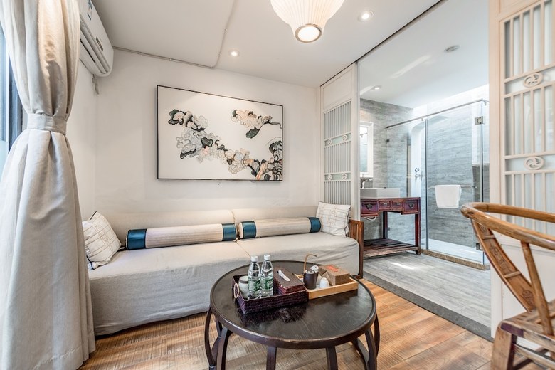 Puremind Lezai Boutique Courtyard Hotel
