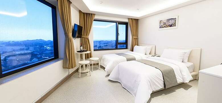 Rezion Tourist Hotel