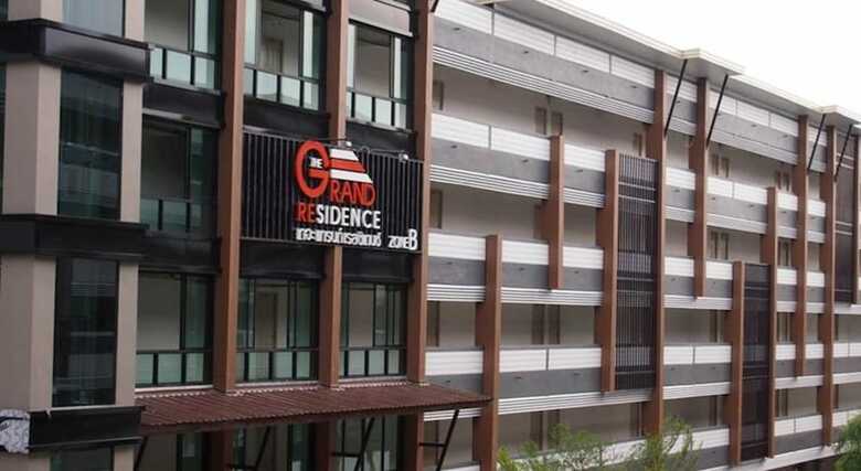 Hotel The Grand Residence