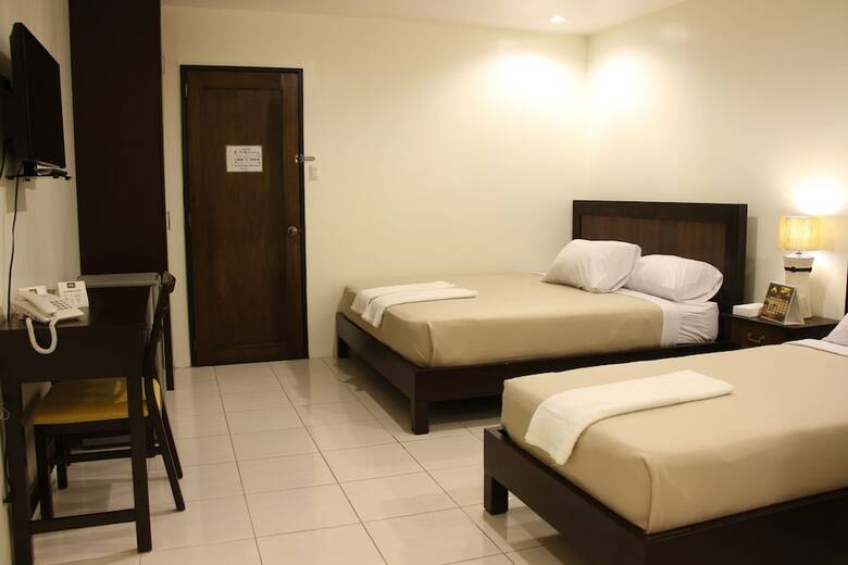 Imerex Plaza Hotel