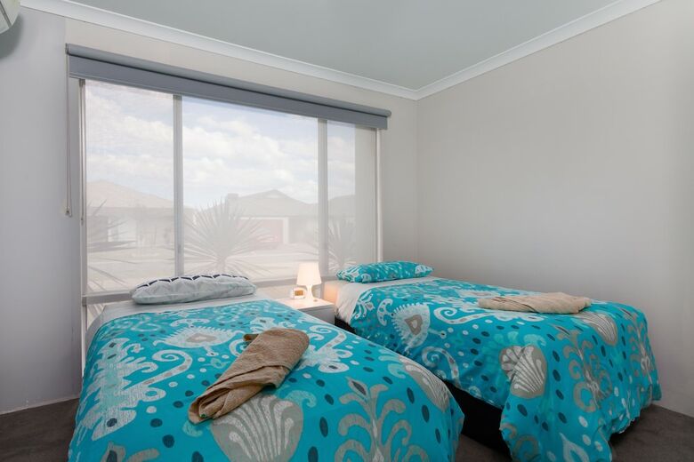 Rainbow Dream House Perth Holiday Home