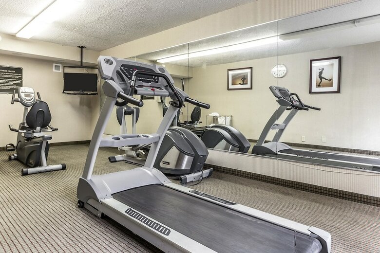 Hotel Quality Inn & Suites