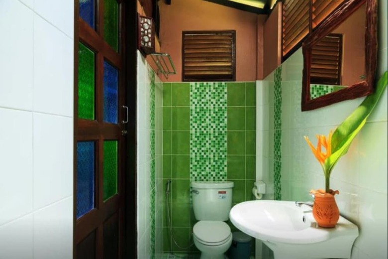 Hotel Pop Riverside Homestay
