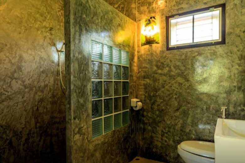 Hotel Pop Riverside Homestay