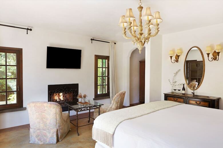 Hotel Kenwood Inn And Spa