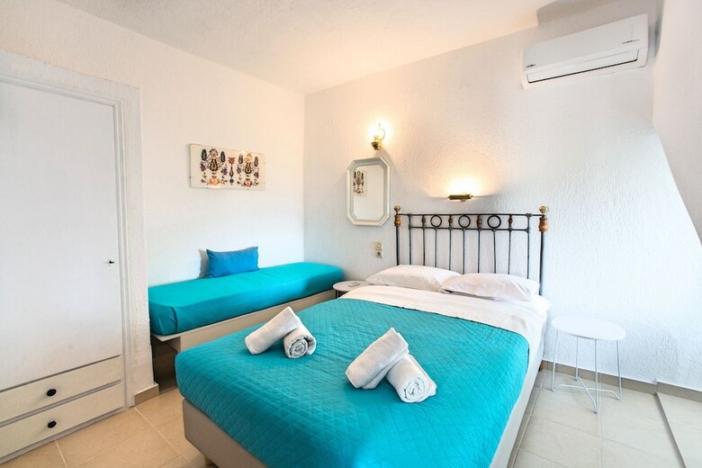 Apartamentos Anemone Seaside Traditional Homes