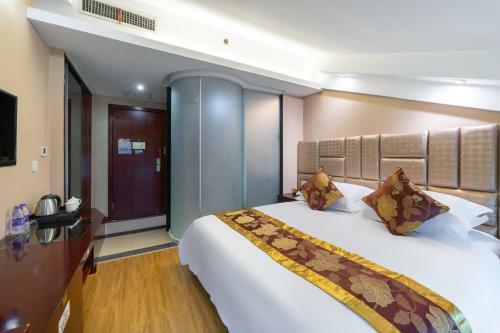 Yiwu European Cultural Theme Hotel