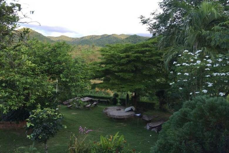 Hotel Baandin Huaiphung Resort