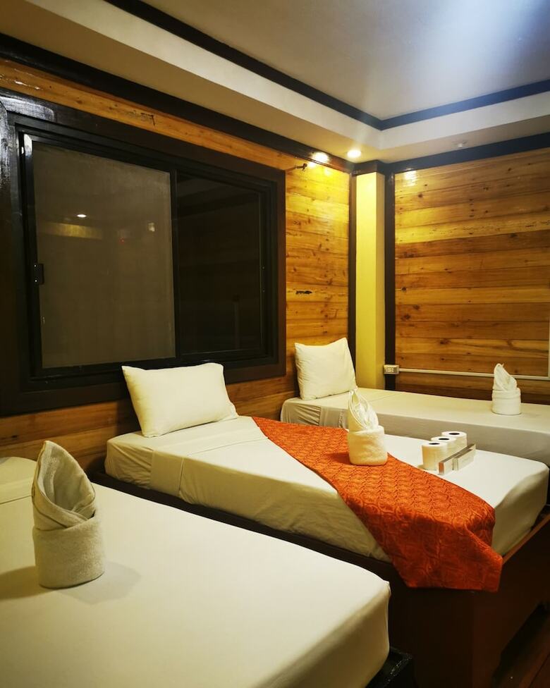 Hotel Orange Pearl Beach Resort