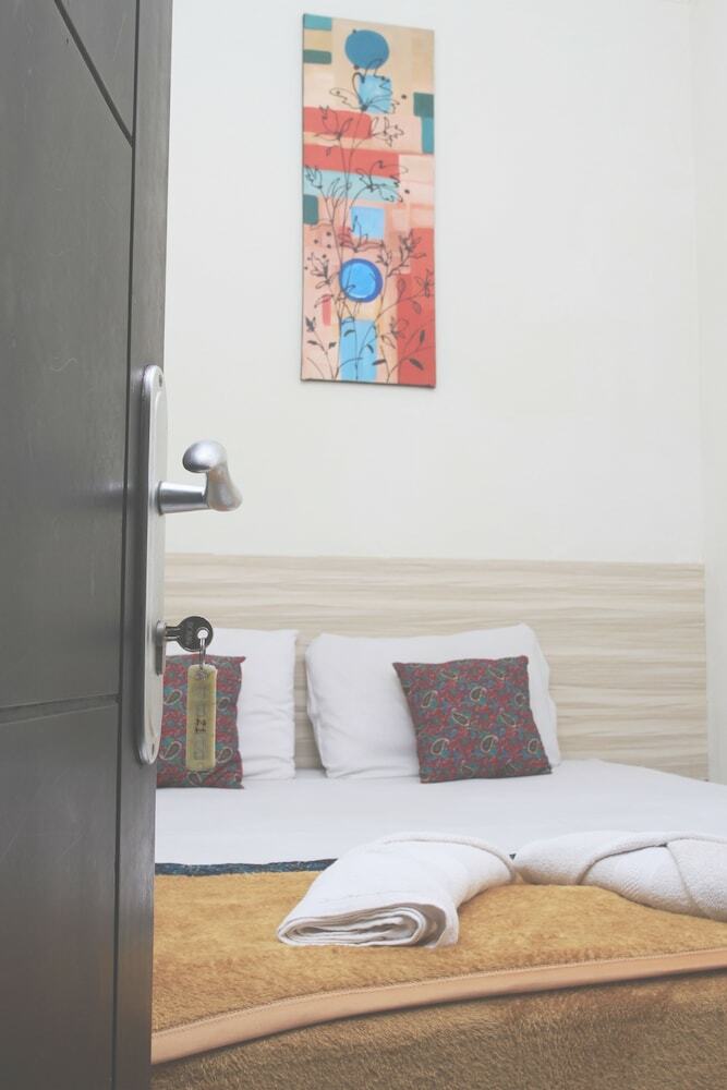Hotel Bantal Guling Trans Bandung