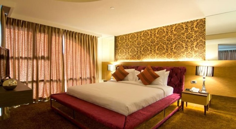 Grand Lord Hotel