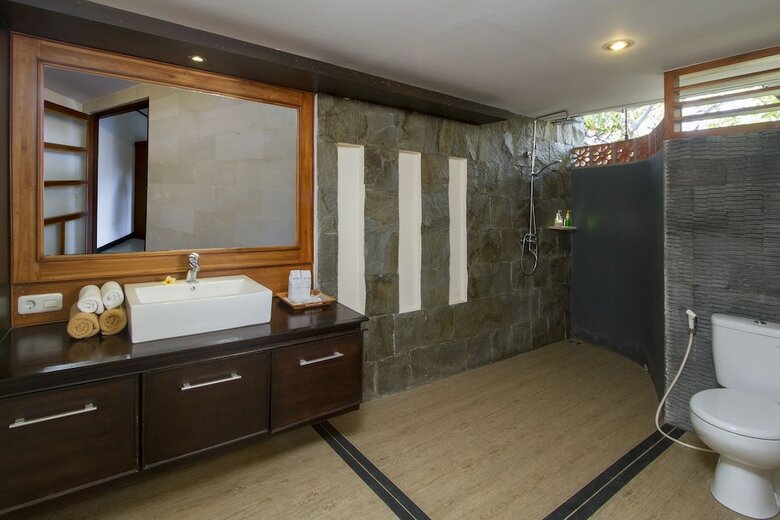 Hotel Bali Taman Beach Resort & Spa - Lovina