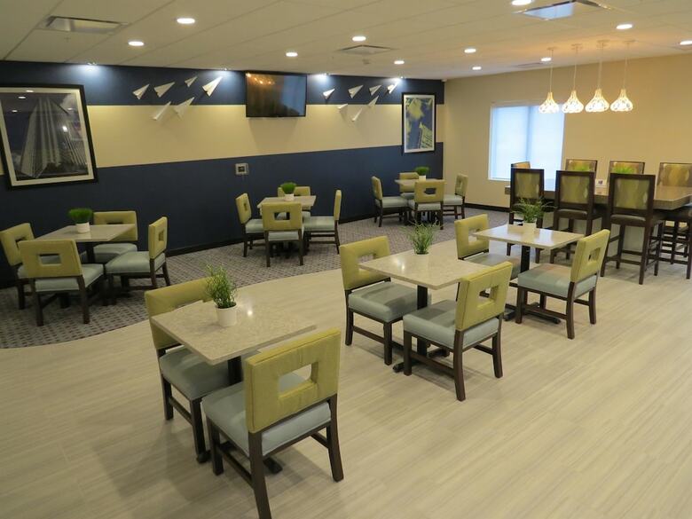 Hotel Best Western Plus Erie Inn & Suites