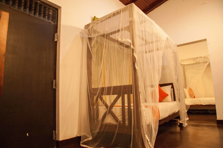 Hotel Villa Pinnawala & Restaurant
