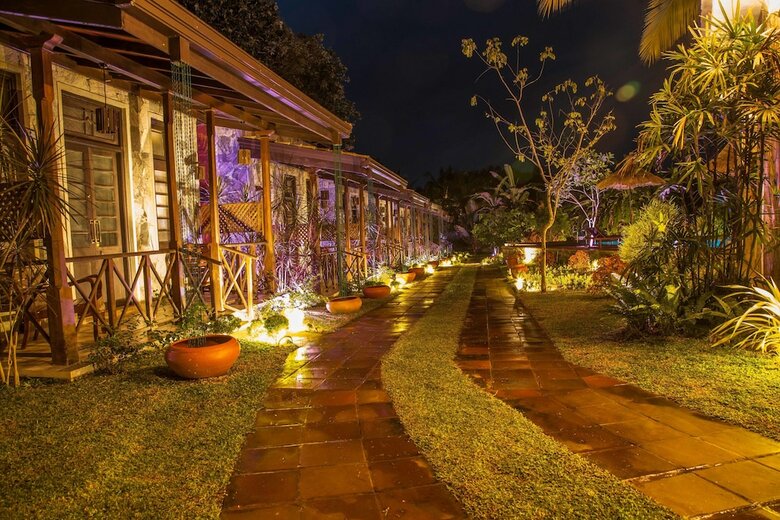 Hotel Villa Pinnawala & Restaurant