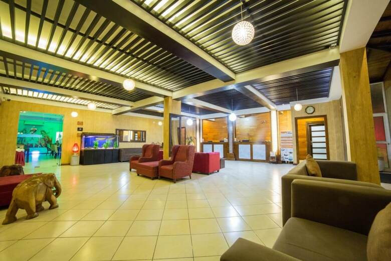 Valampuri Hotel