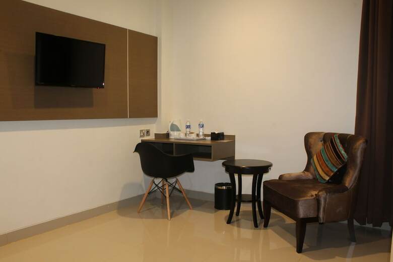 Opi Indah Hotel