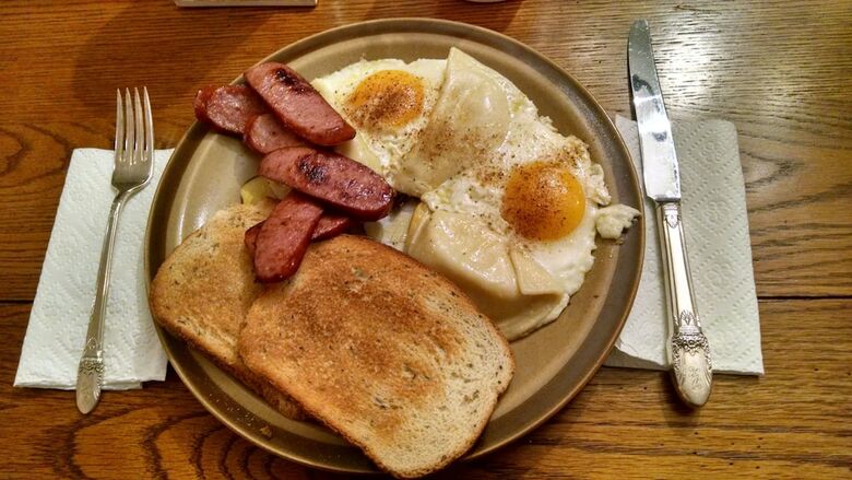 Fish & Loaves Bed And Breakfast