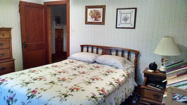 Fish & Loaves Bed And Breakfast