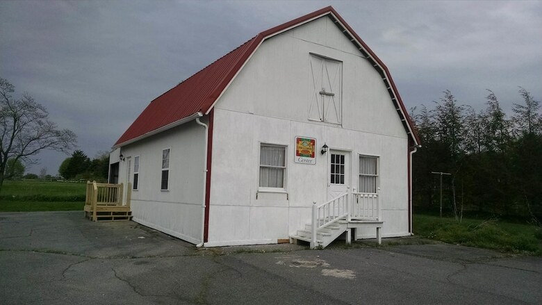Fish & Loaves Bed And Breakfast