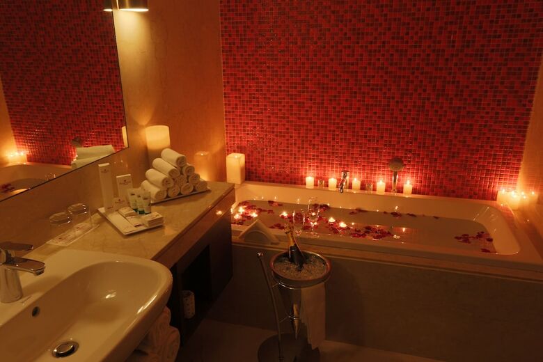 Hotel Ramada By Wyndham Lucknow