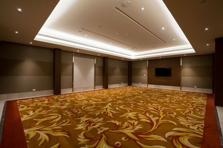 Hotel Ramada By Wyndham Lucknow